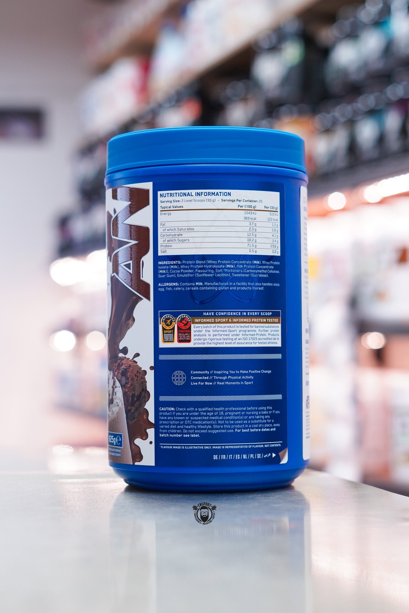 Nutritional information panel of Applied Nutrition Critical Whey Advanced Protein displaying nutrition facts, ingredients, allergens and protein blend details.