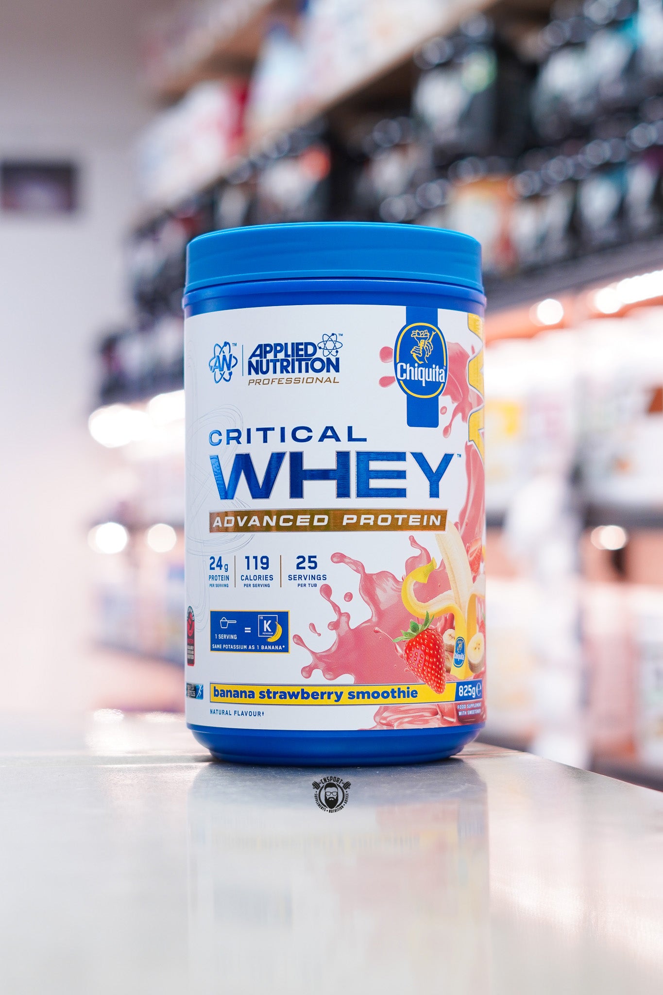 Applied Nutrition Critical Whey Advanced Protein Banana Strawberry Smoothie flavour, 25-serving whey protein blend providing 24g protein per serving.