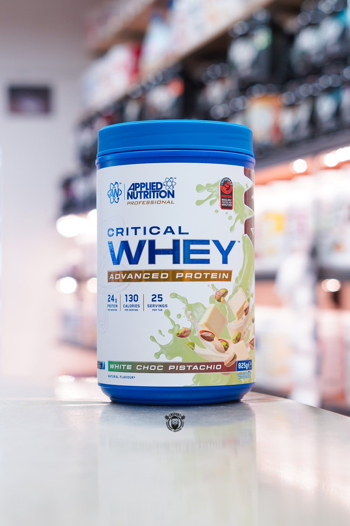 Applied Nutrition Critical Whey Advanced Protein White Choc Pistachio flavour, 25-serving whey protein blend delivering 24g protein per serving.