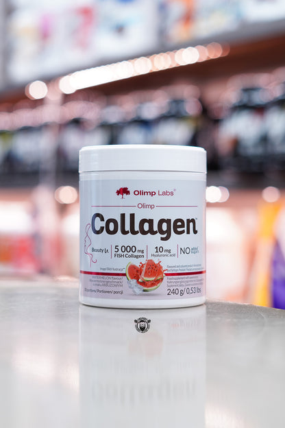 Front view of Olimp Collagen powder in watermelon flavour, featuring 5000 mg fish collagen, 10 mg hyaluronic acid, and “No added sugars” claim.