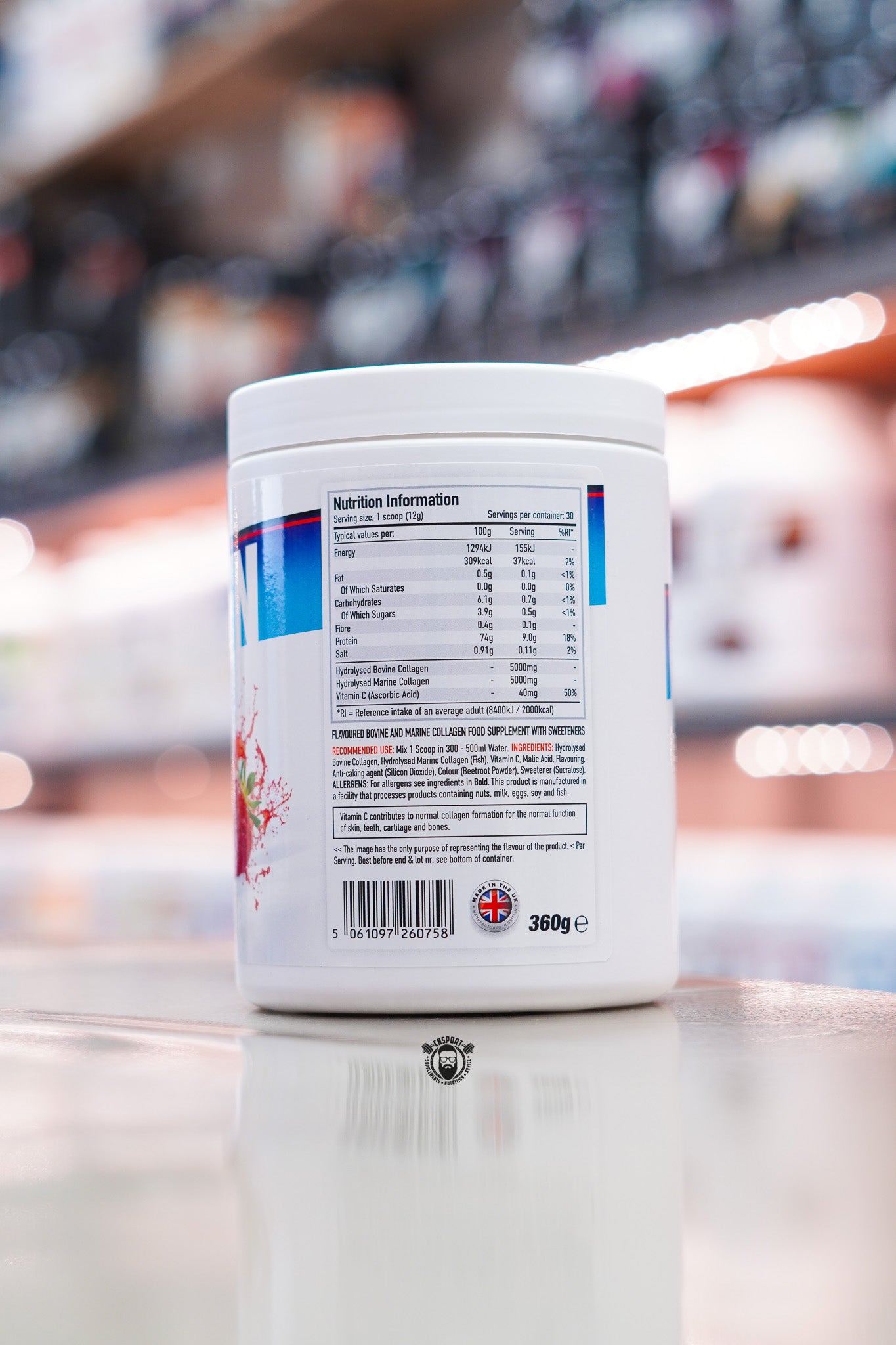 Nutrition information panel on Per4m Berry Blast Flavoured Creatine, showing serving size, ingredients, directions for use and supplement information.